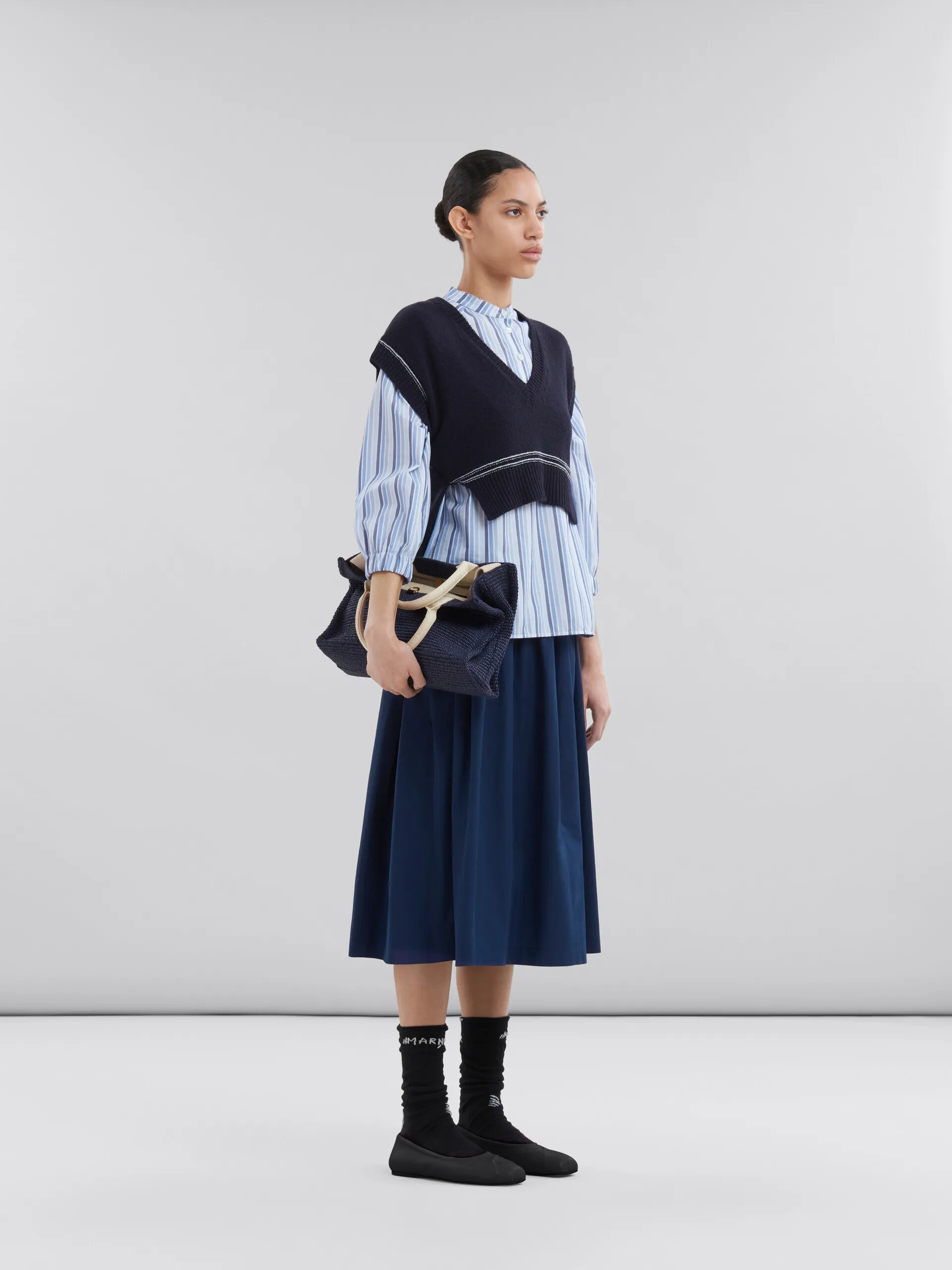 Gilet in lana vergine navy con intarsio Marni